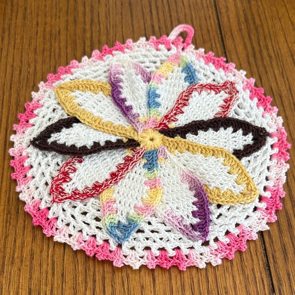 Colorful Crochet Potholder with Floral Design - Picture 1 of 2